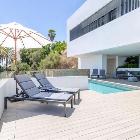 Mykonian Luxury מארבלה