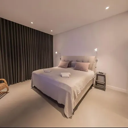 בית נופש Mykonian Luxury *